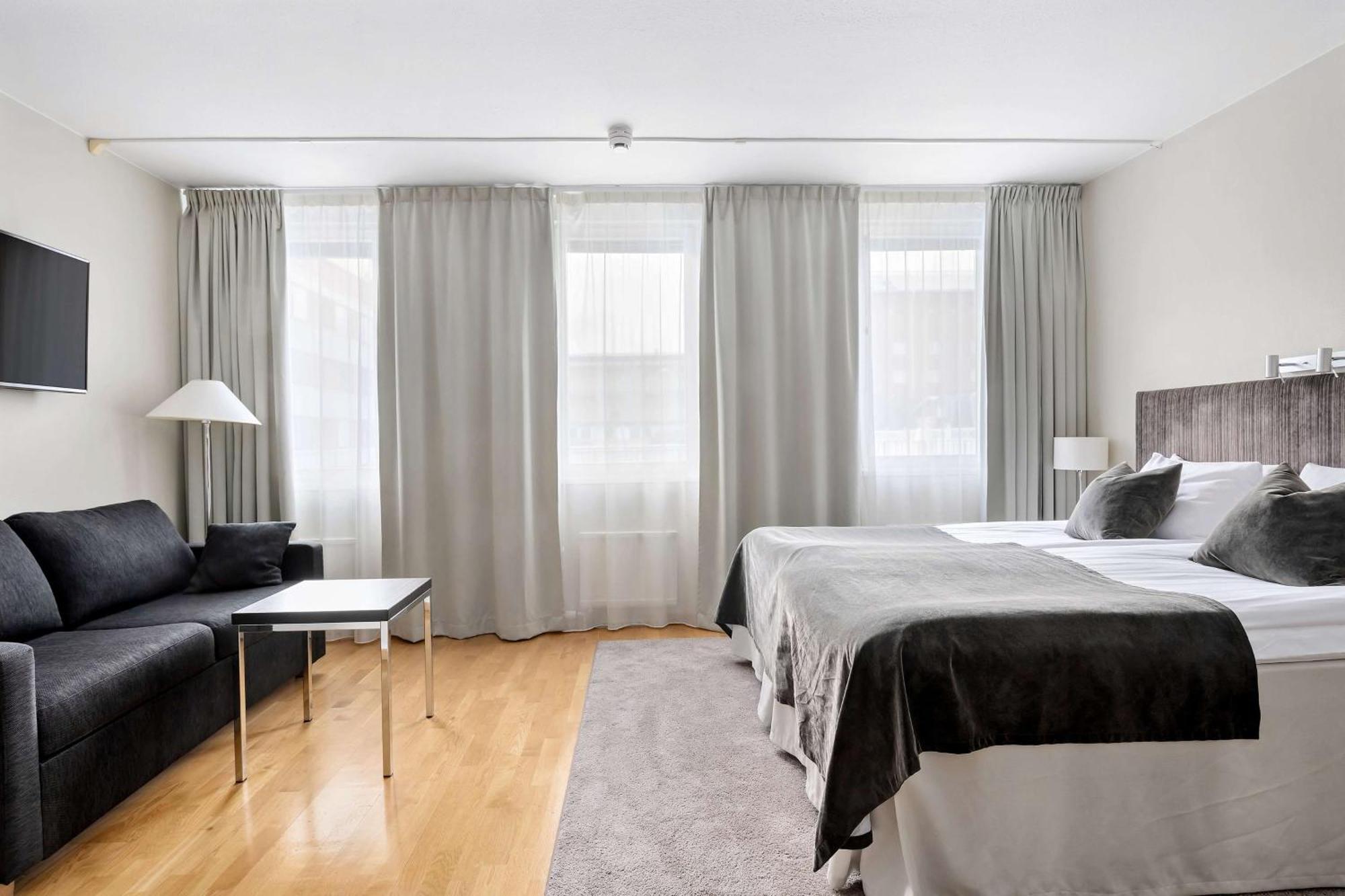 Best Western Plus Grand Hotel Elektra Лудвика Екстериор снимка