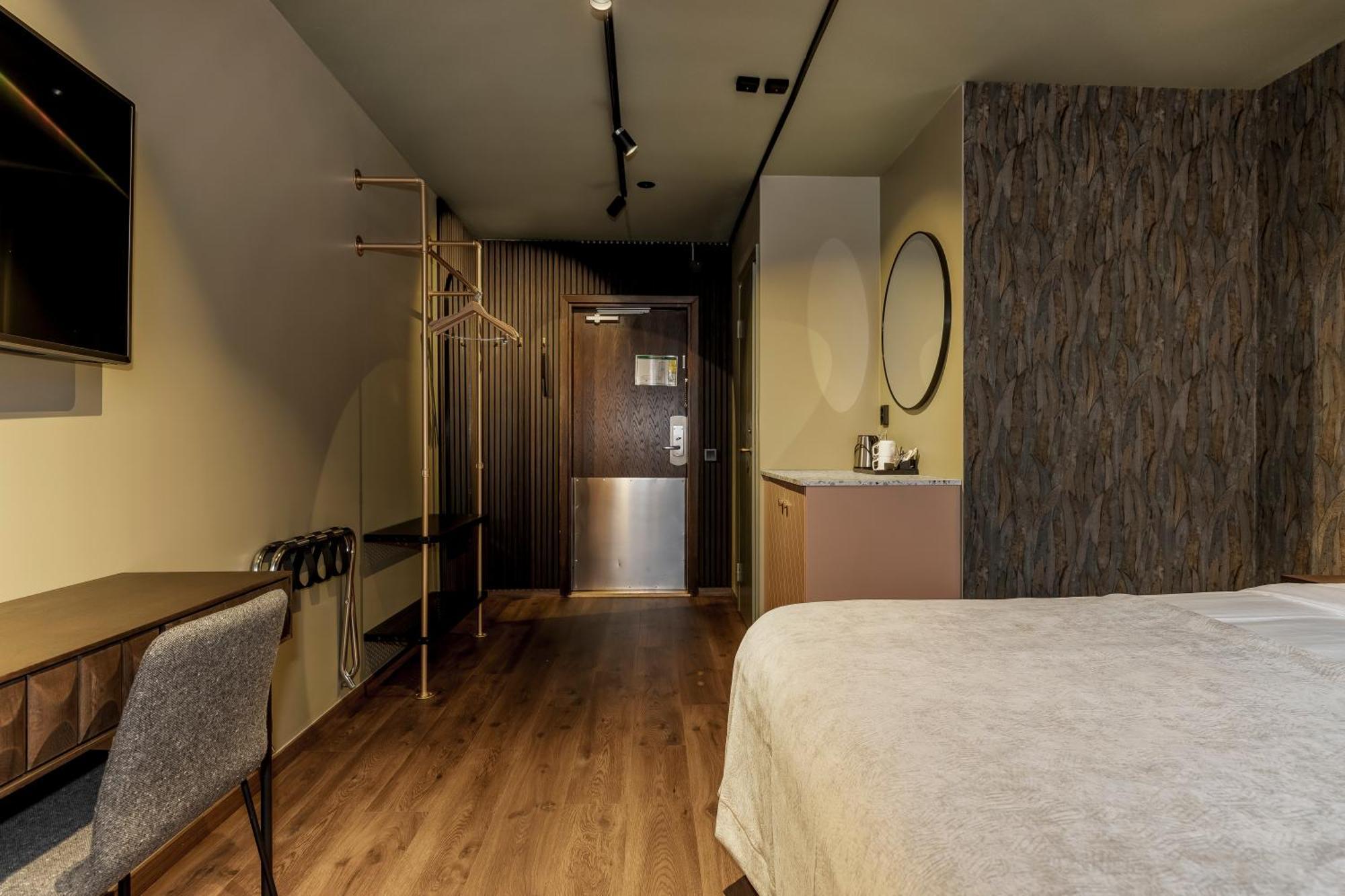 Best Western Plus Grand Hotel Elektra Лудвика Екстериор снимка